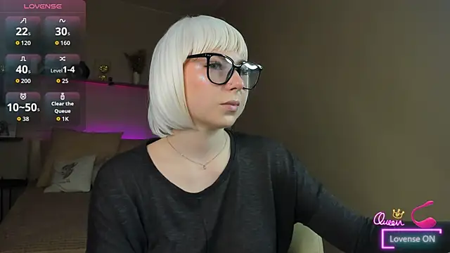 Snapshot of EvaCrosby chatting on 07-23-26, 03:43 EvaCrosby online show from 07-23-26, 03:43