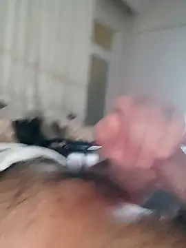 Snapshot of Azginboga2358 chatting on 10-27-25, 10:47 Azginboga2358 online show from 10-27-25, 10:47