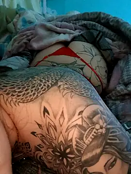 Snapshot of abi2032 chatting on 10-28-25, 11:29 abi2032 online show from 10-28-25, 11:29