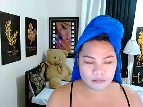 TSbrianaHugeCock online show from 03-14-26, 01:49