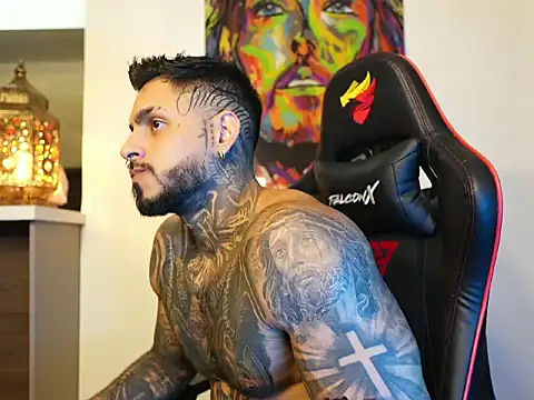 logan hugh8 online show from 09-24-25, 04:16