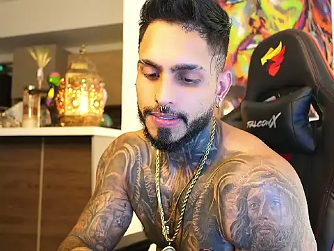 logan hugh8 online show from 09-28-25, 02:33