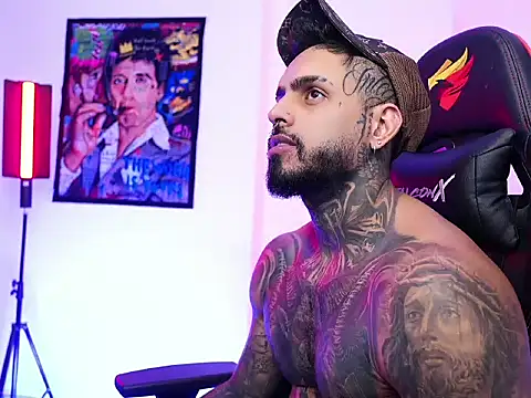 logan hugh8 online show from 11-05-25, 06:35