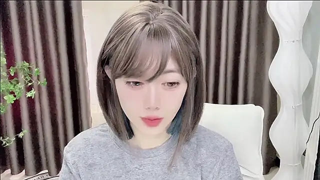 Snapshot of springA chatting on 03-12-26, 02:07 springA online show from 03-12-26, 02:07