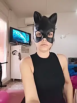 Snapshot of SweetSun69 chatting on 01-18-26, 02:43 SweetSun69 online show from 01-18-26, 02:43