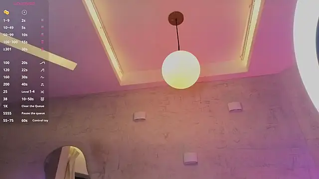 Snapshot of MiaWonderfull chatting on 06-26-26, 03:11 MiaWonderfull online show from 06-26-26, 03:11