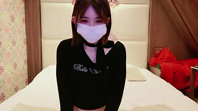 Snapshot of NANA_chan_1 chatting on 10-18-25, 09:54 NANA chan 1 online show from 10-18-25, 09:54