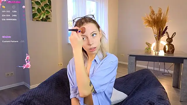 NyxaThorn online show from 09-28-25, 02:44