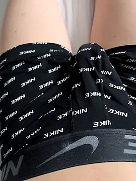 luckylover2024 online show from 12-23-25, 09:07