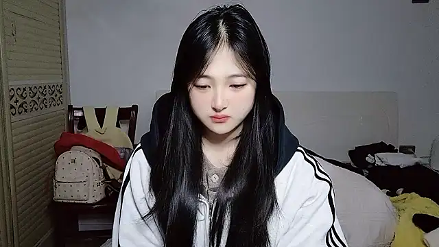 Snapshot of xxz98 chatting on 01-09-26, 08:21 xxz98 online show from 01-09-26, 08:21