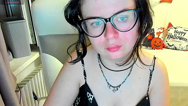 Snapshot of MilisaSweet777 chatting on 11-13-25, 08:19 MilisaSweet777 online show from 11-13-25, 08:19