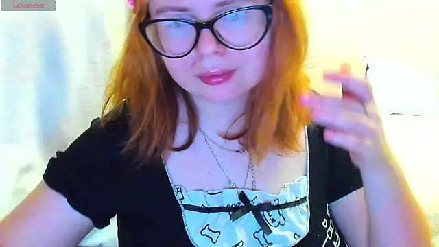 Snapshot of MilisaSweet777 chatting on 02-06-26, 08:45 MilisaSweet777 online show from 02-06-26, 08:45