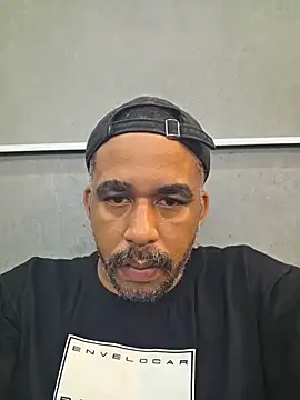 Snapshot of Paupreto19cm_ chatting on 02-12-26, 10:49 Paupreto19cm online show from 02-12-26, 10:49