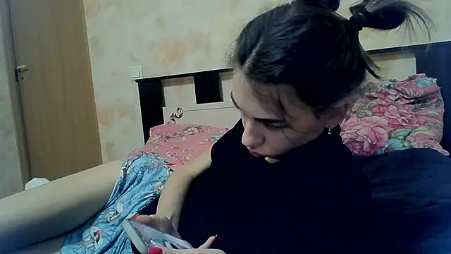 Crazy Empresis online show from 10-16-25, 11:33