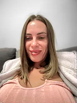  JessyRey  online show from 10-03-25, 05:59