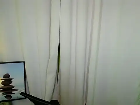 SultryCyraFoxmore online show from 06-23-26, 03:26