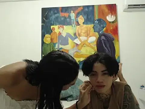 ParisAndVi online show from 09-10-25, 02:22