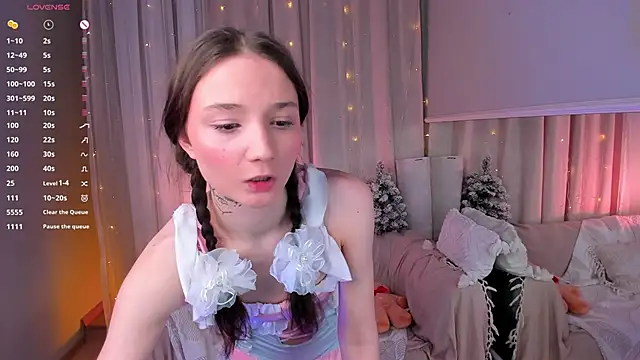 MilliMouse online show from 12-18-25, 11:33