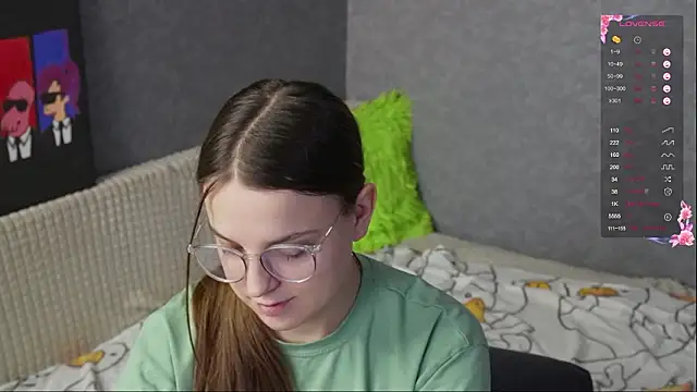 Violetwin online show from 02-22-26, 09:41