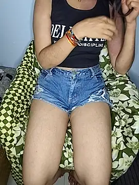 Snapshot of Laila_Pahadi chatting on 09-10-25, 06:24 Laila Pahadi online show from 09-10-25, 06:24