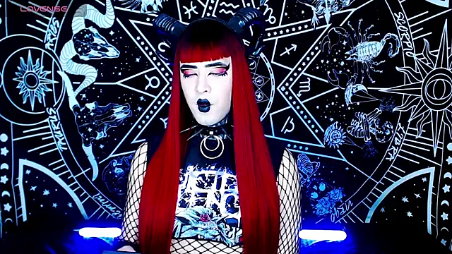 Snapshot of naomi_satan chatting on 10-28-25, 12:47 naomi satan online show from 10-28-25, 12:47