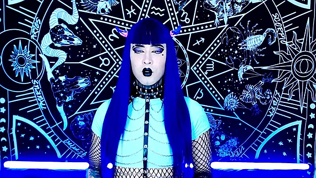 Snapshot of naomi_satan chatting on 11-25-25, 12:21 naomi satan online show from 11-25-25, 12:21