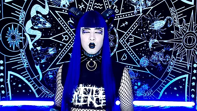 Snapshot of naomi_satan chatting on 11-26-25, 12:44 naomi satan online show from 11-26-25, 12:44