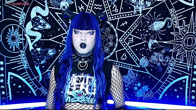 Snapshot of naomi_satan chatting on 02-14-26, 07:21 naomi satan online show from 02-14-26, 07:21