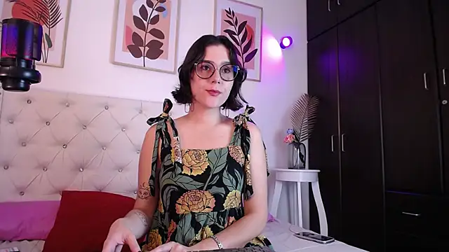 barbyehot online show from 11-18-25, 09:52