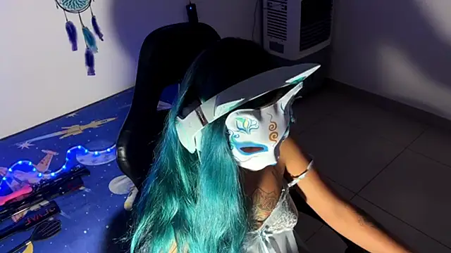 bluesubmissive online show from 10-25-25, 04:31