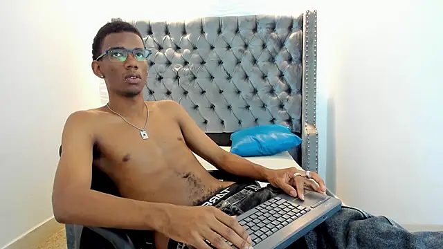 nero reyd online show from 11-18-25, 07:07