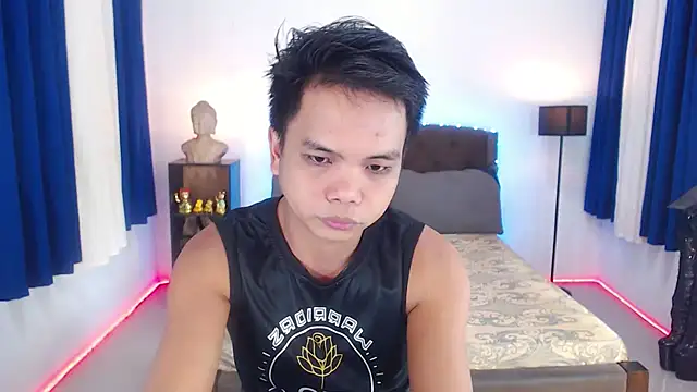 XExtraServiceManX online show from 10-21-25, 12:28