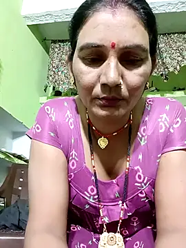 Snapshot of ZIVAA chatting on 05-19-26, 08:42 ZIVAA online show from 05-19-26, 08:42