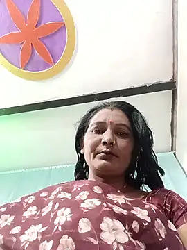 Snapshot of ZIVAA chatting on 06-12-26, 03:27 ZIVAA online show from 06-12-26, 03:27
