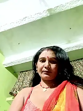 Snapshot of ZIVAA chatting on 06-13-26, 10:46 ZIVAA online show from 06-13-26, 10:46