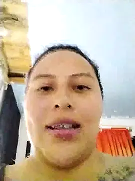Snapshot of yelezia chatting on 10-07-25, 05:48 yelezia online show from 10-07-25, 05:48