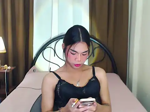 Snapshot of exoticacutiegirl chatting on 09-21-25, 04:52 exoticacutiegirl online show from 09-21-25, 04:52