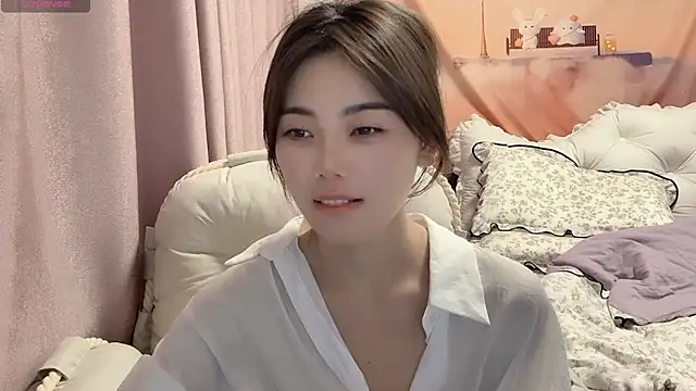 bao-bao- online show from 06-12-26, 03:22