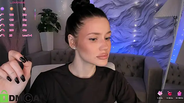 Aria Mila online show from 03-06-26, 03:14