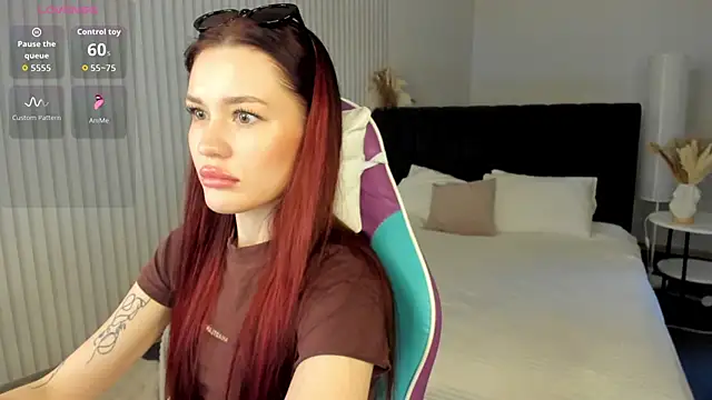 Snapshot of Aria_Mila chatting on 06-02-26, 03:19 Aria Mila online show from 06-02-26, 03:19