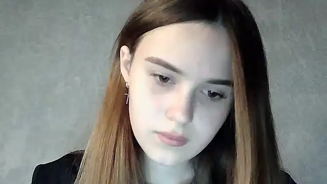 SweetLoraa online show from 09-18-25, 07:27