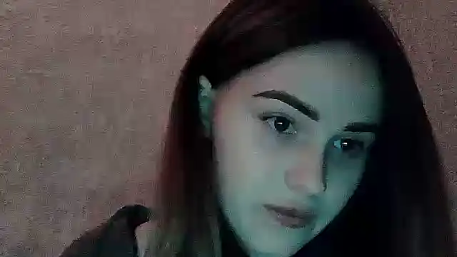 SweetLoraa online show from 11-14-25, 03:55