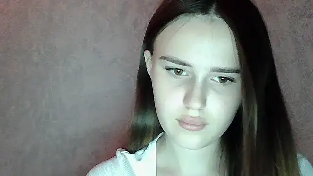 SweetLoraa online show from 07-30-26, 04:39