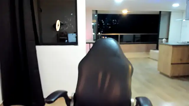 Snapshot of your_babydoll_ chatting on 02-12-26, 01:00 your babydoll online show from 02-12-26, 01:00