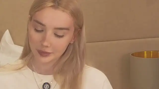 Nesolla online show from 07-24-26, 10:46