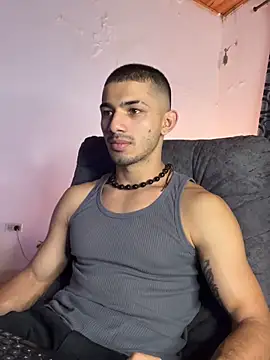 ArturoCardona  online show from 10-03-25, 12:35