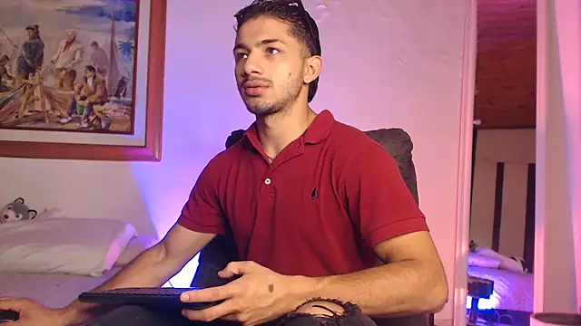 ArturoCardona  online show from 03-18-26, 10:29