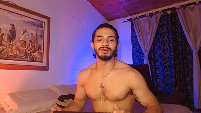 ArturoCardona  online show from 06-30-26, 12:22