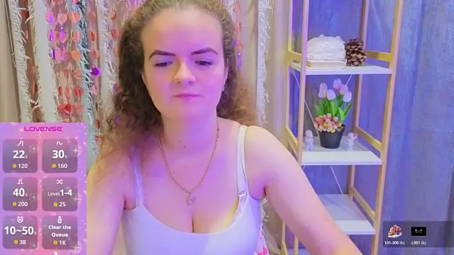 Luisa Rosee online show from 11-08-25, 08:18