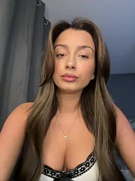 ellariverss online show from 05-21-26, 02:18
